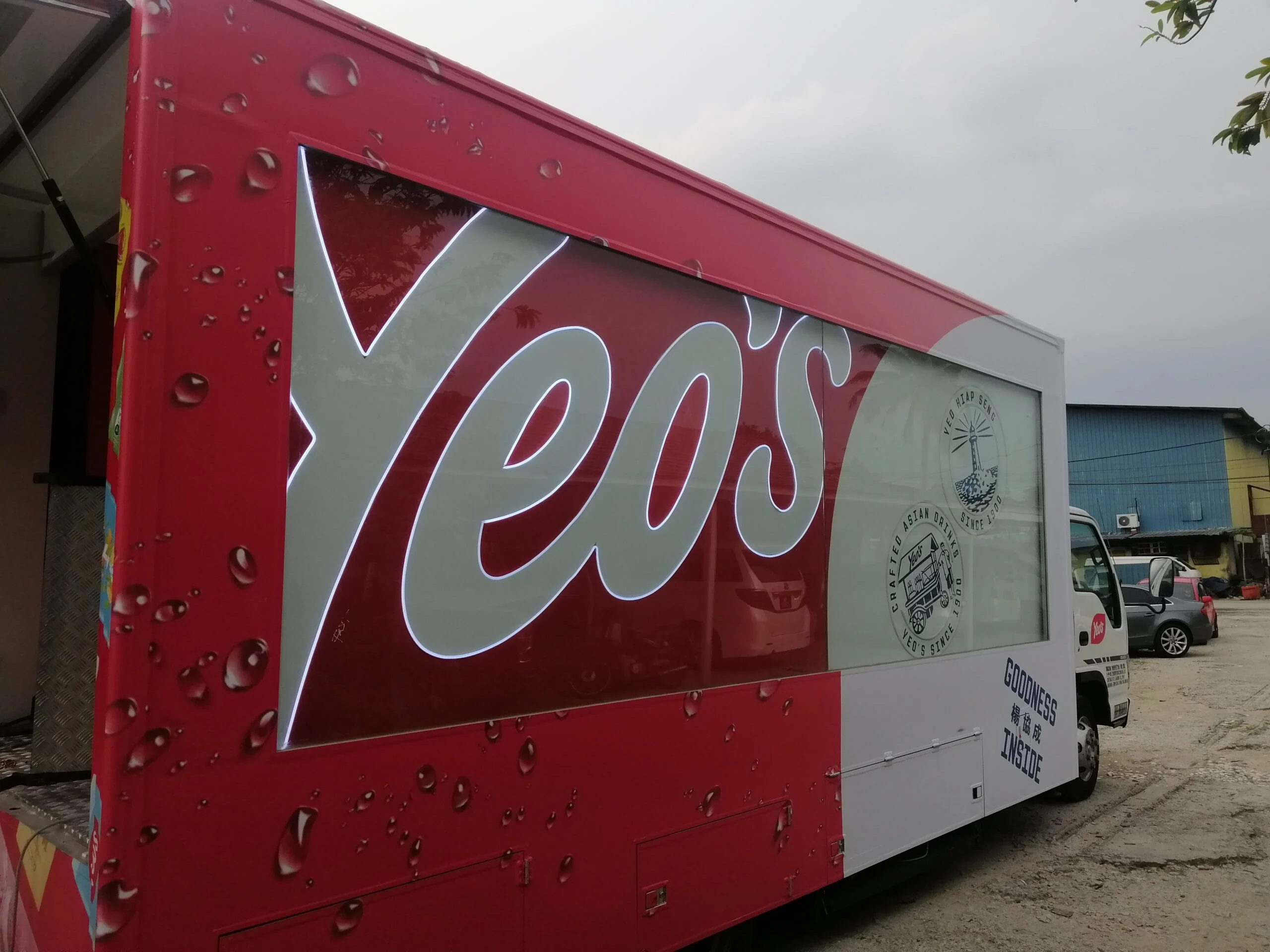 Yeo’s branded truck installation built by 7P Concepts